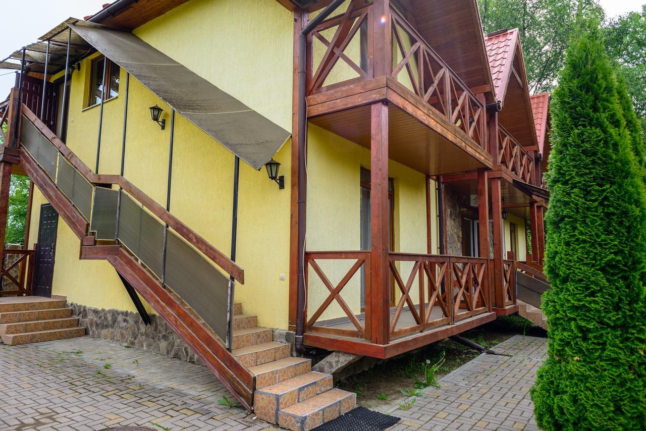 На Березі Черемошу Verhovina Kültér fotó